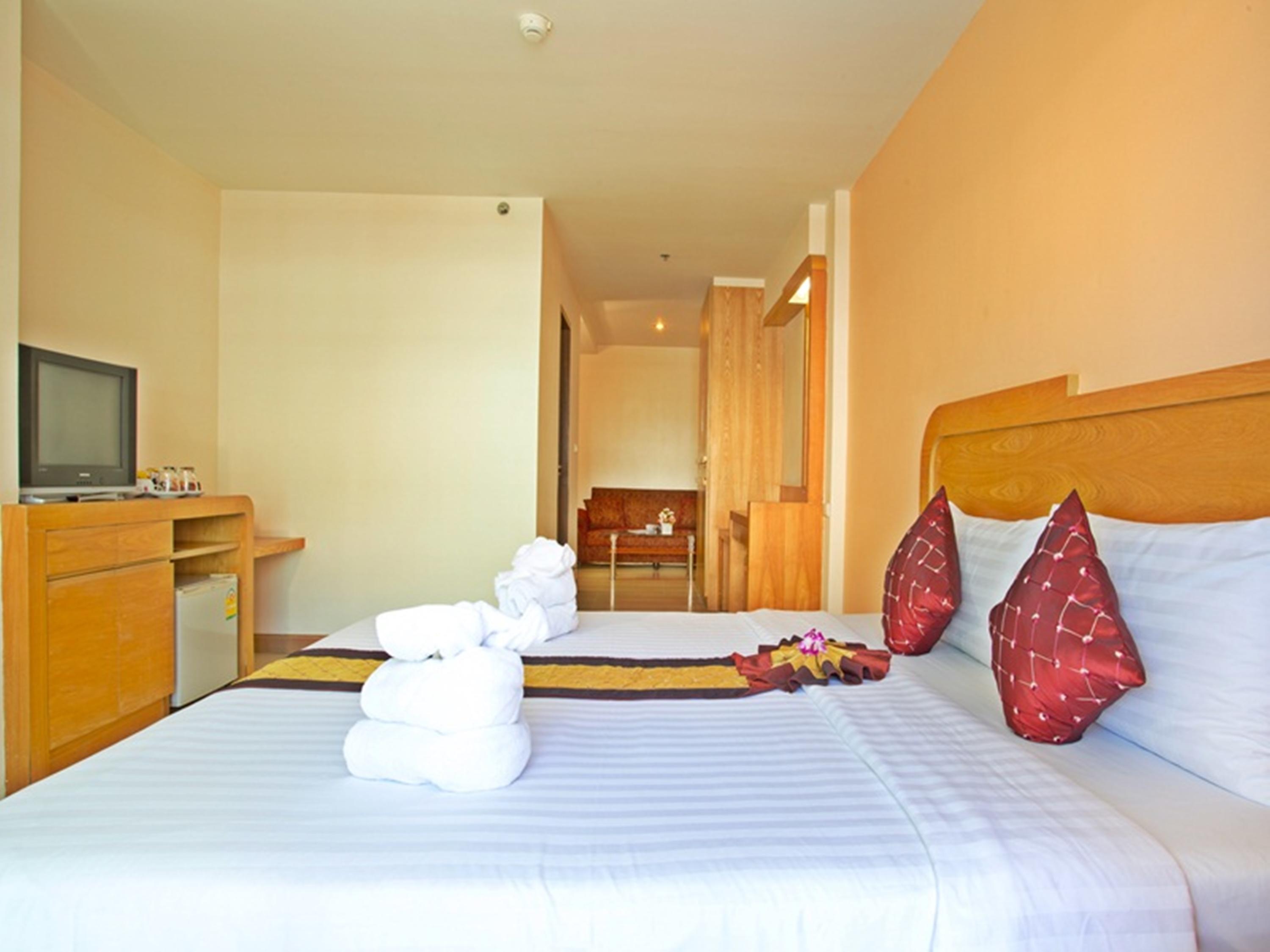 Eastiny Plaza Hotel Pattaya Zewnętrze zdjęcie