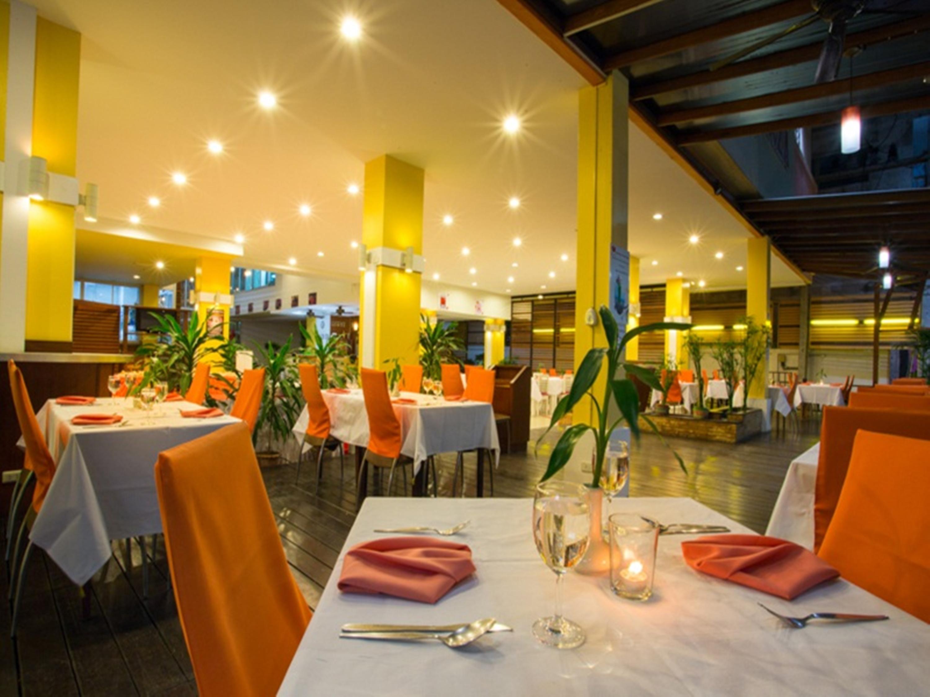 Eastiny Plaza Hotel Pattaya Zewnętrze zdjęcie