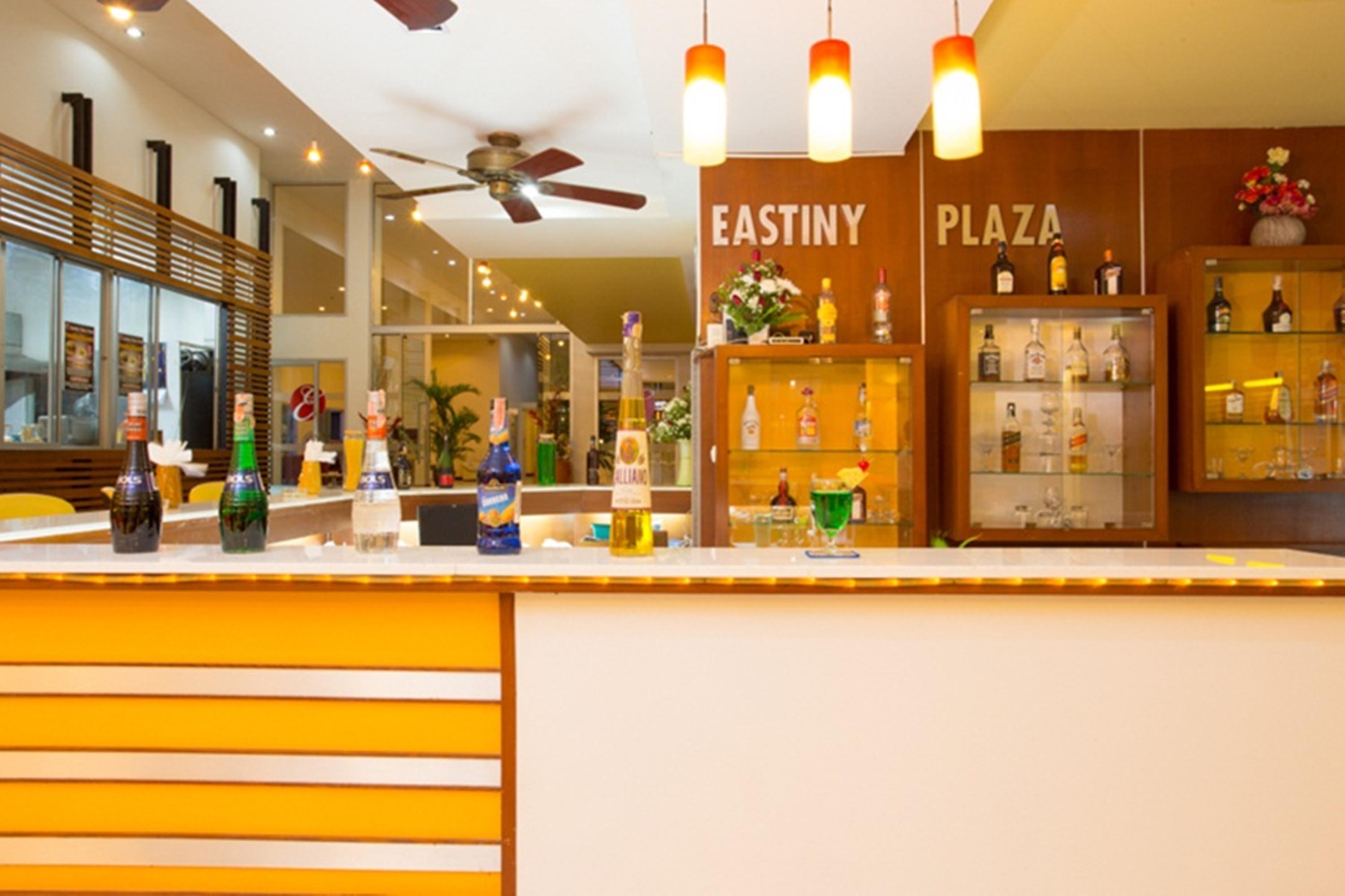 Eastiny Plaza Hotel Pattaya Zewnętrze zdjęcie