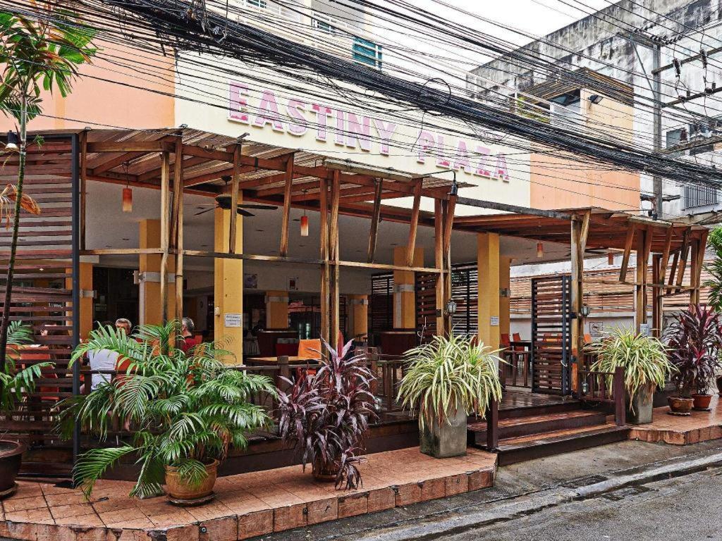 Eastiny Plaza Hotel Pattaya Zewnętrze zdjęcie