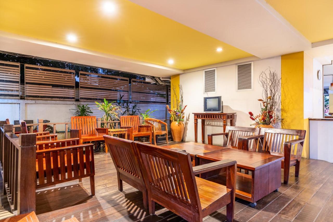 Eastiny Plaza Hotel Pattaya Zewnętrze zdjęcie