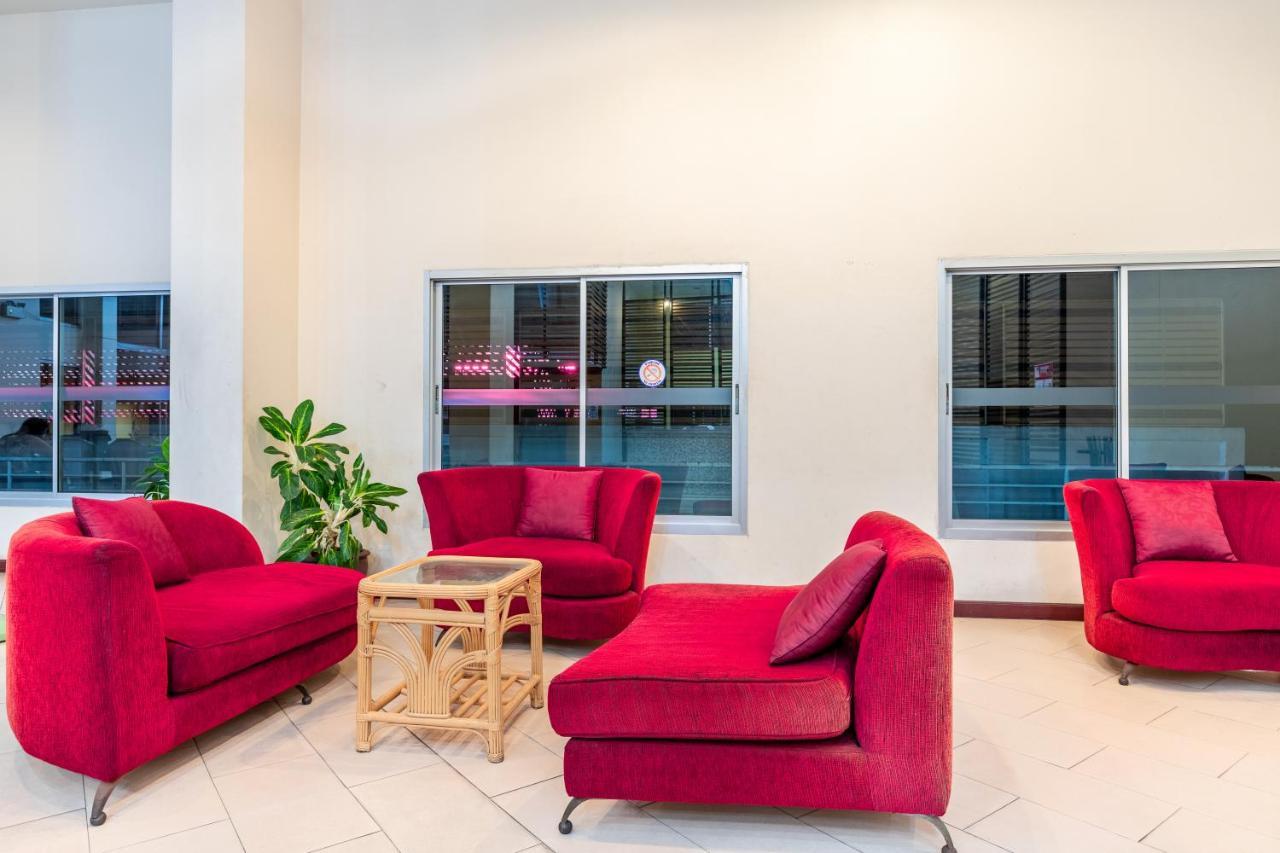 Eastiny Plaza Hotel Pattaya Zewnętrze zdjęcie